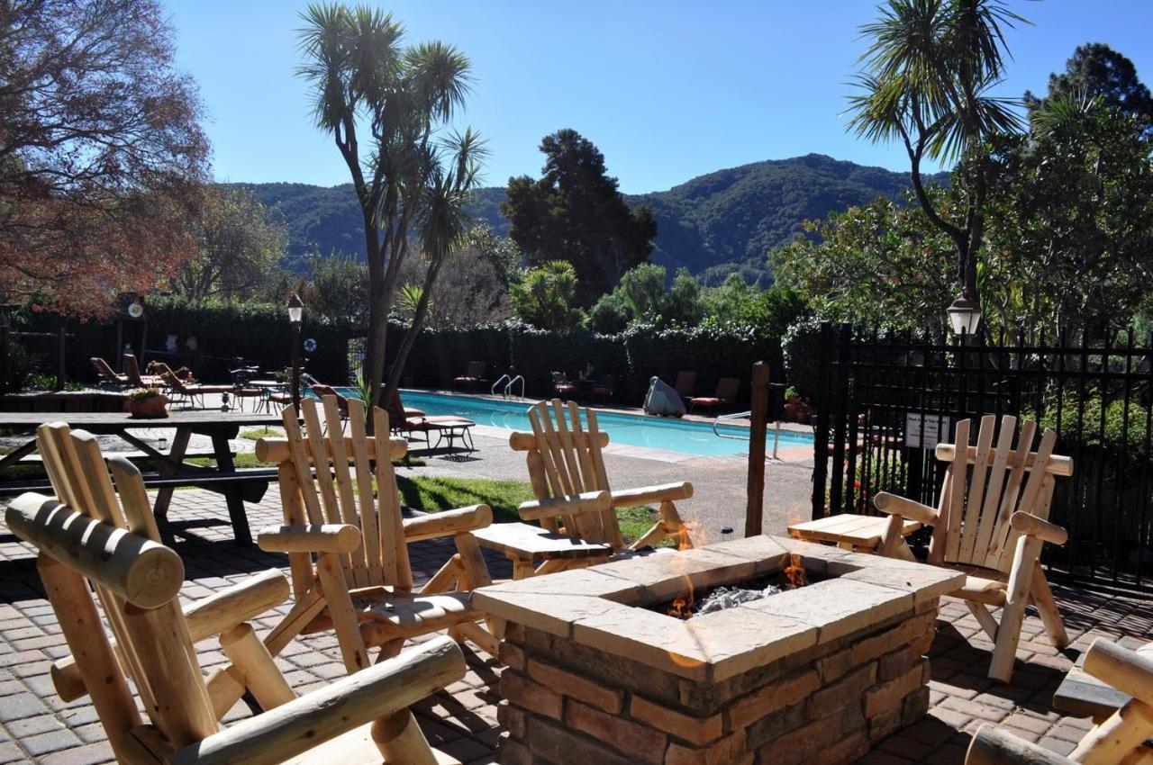 Carmel Valley Lodge Exterior photo