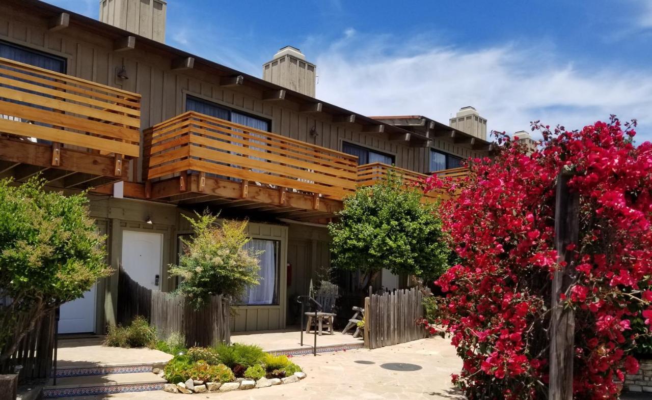 Carmel Valley Lodge Exterior photo